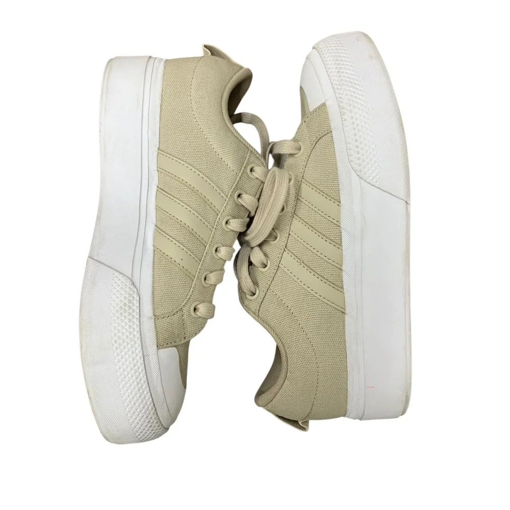 Adidas Bravado 2.0‎ Platform Skate Sneaker (Women) SZ 7 Beige/ beige/ white